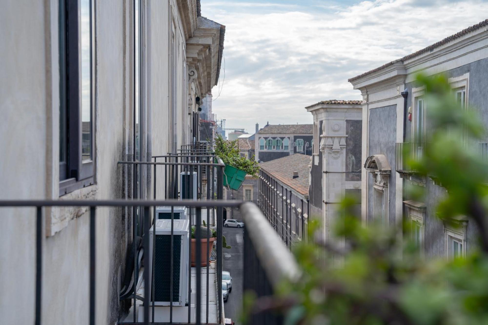 Suite Inn Catane Extérieur photo